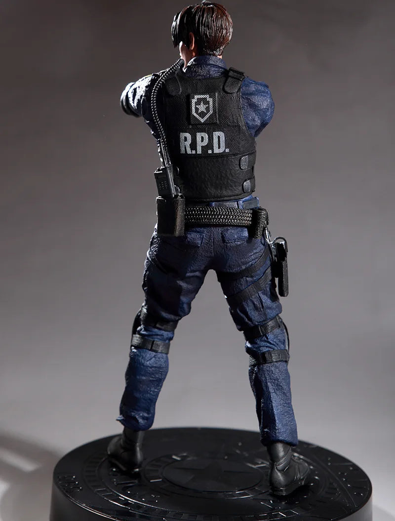 Leon Scott Kennedy 32cm Action Figure Collectible