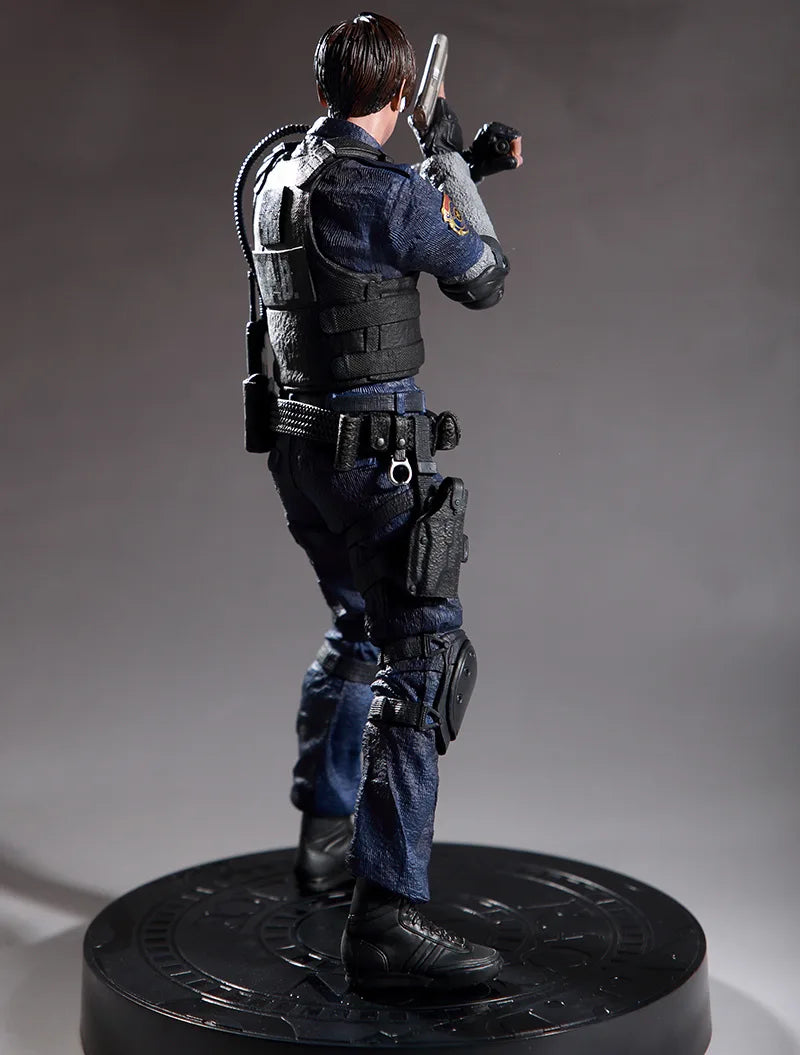 Leon Scott Kennedy 32cm Action Figure Collectible