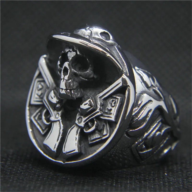 Punk Skull Pirate Ring - Stainless Steel Legend