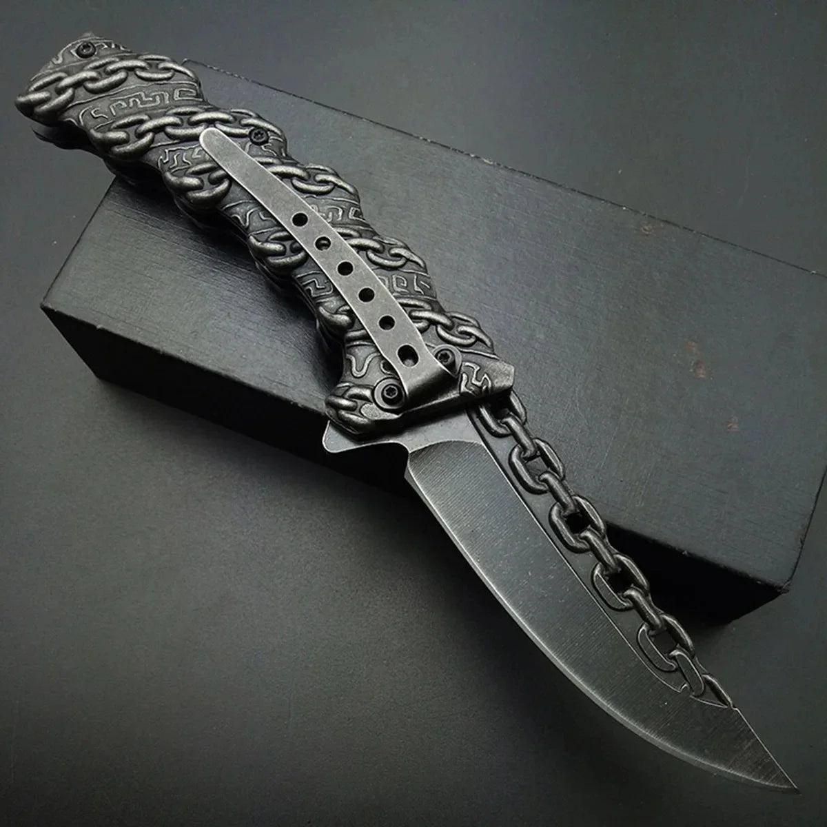 AdventureEdge: Steel Folding Knife for Outdoors