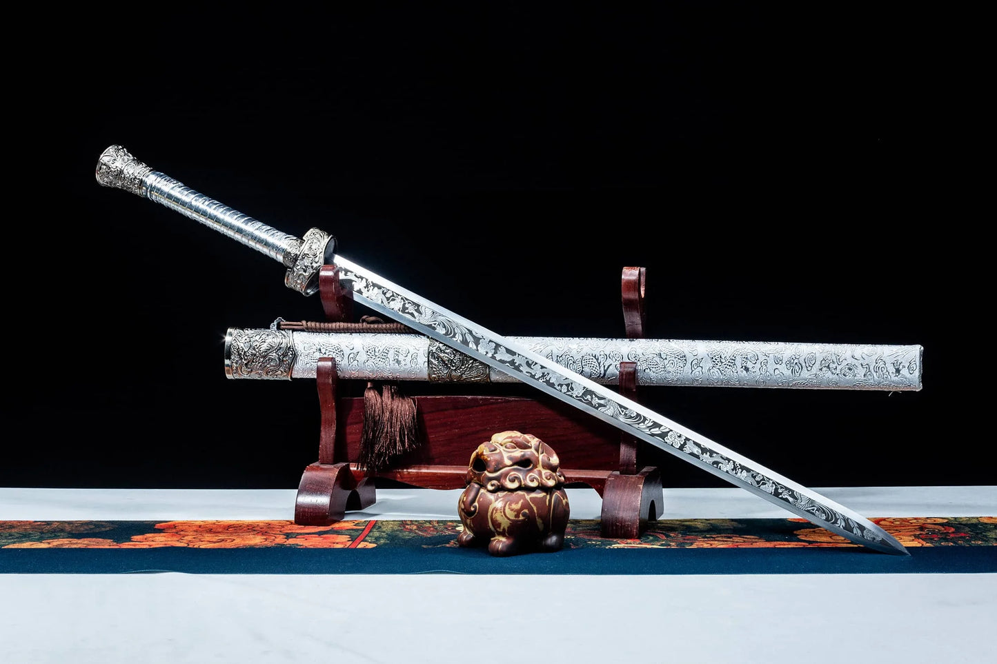 "108cm Phoenix Dragon Sword – Forged Elegance in Steel"