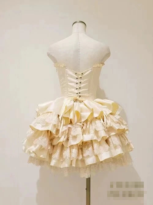 Lace Elegance: Japanese Gothic Lolita Dress