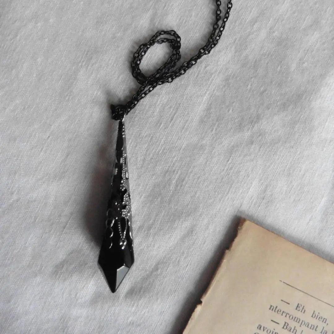 Crimson Witch’s Blood Drop Crystal Choker Necklace