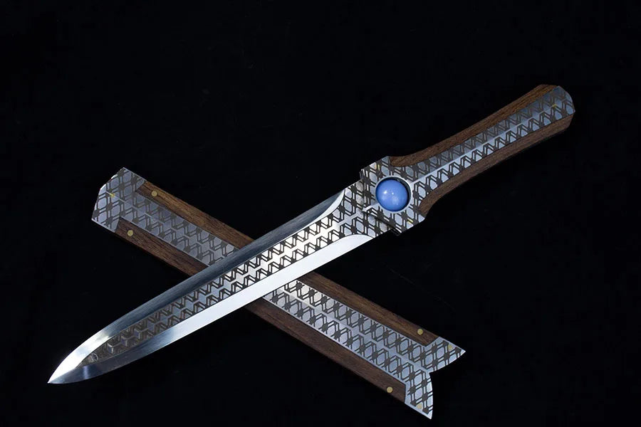 Hero's Edge: 34cm Medieval Stainless Steel Sword