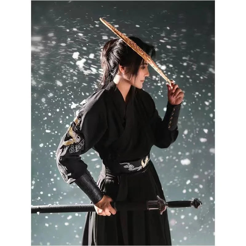 Vintage Knight Hanfu Robe: Cosplay & Dance Attire