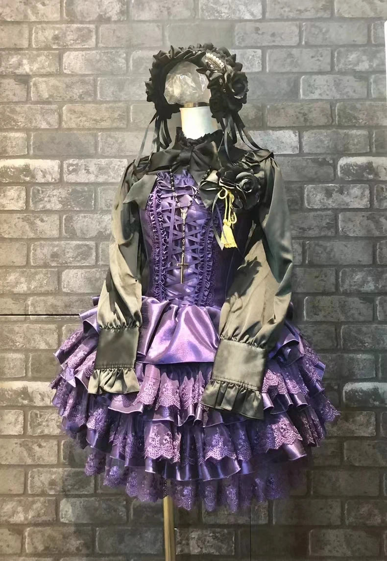 Lace Elegance: Japanese Gothic Lolita Dress