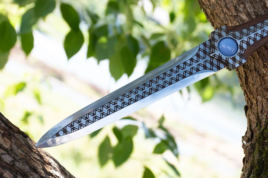 Hero's Edge: 34cm Medieval Stainless Steel Sword