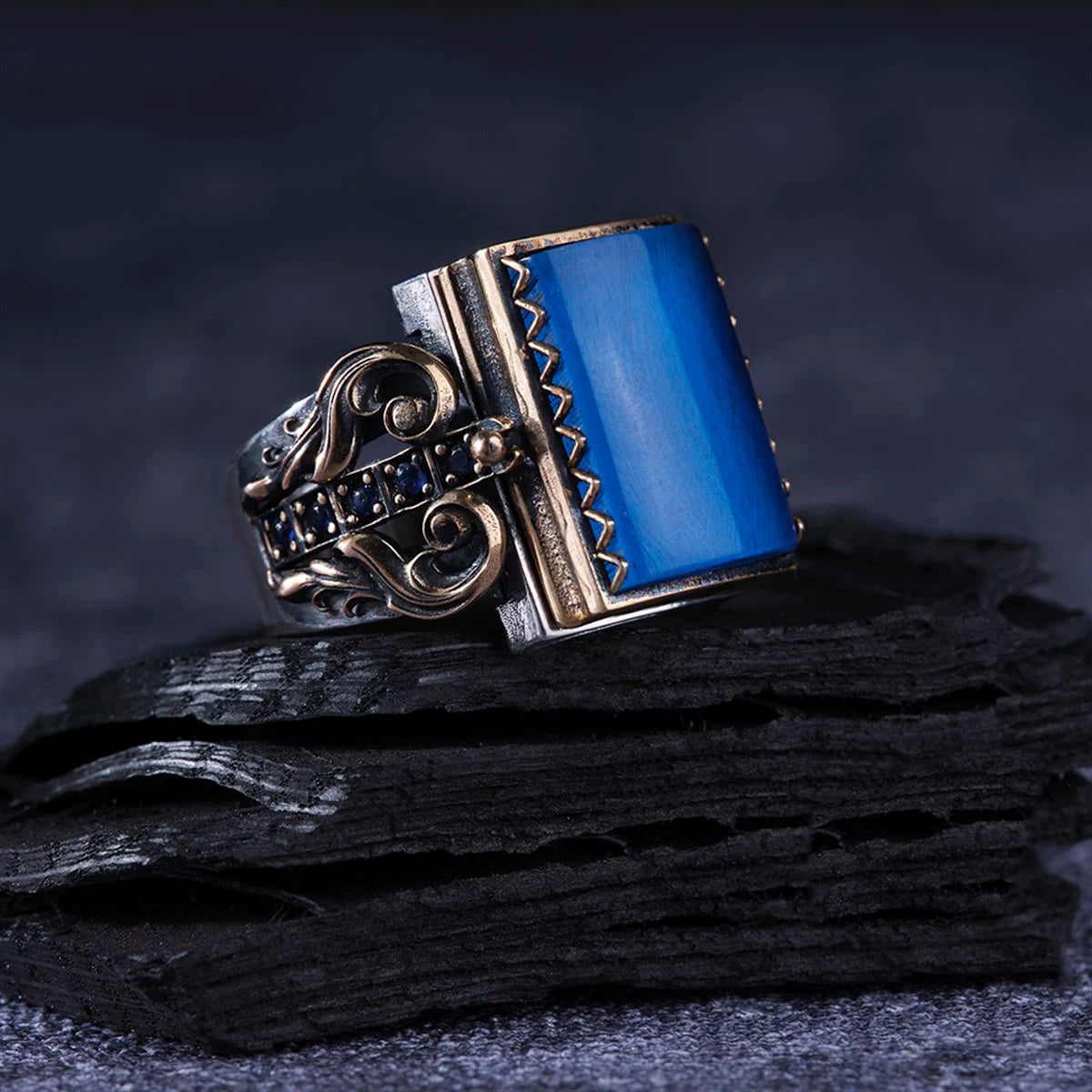 Silver Engraved Special Craftmanship Handmade Ring